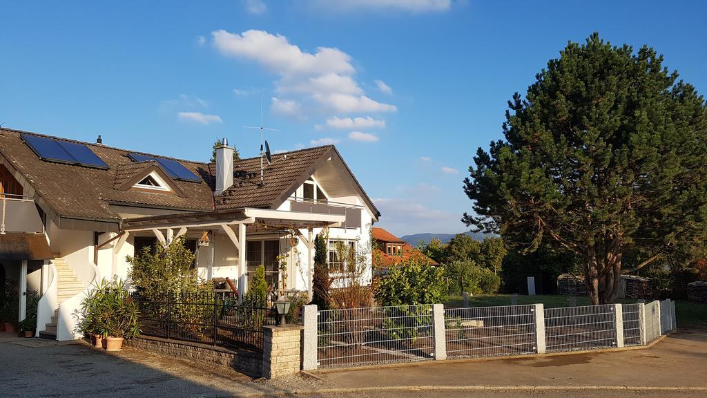 Haus Lindengarten Ofterdingen ภายนอก รูปภาพ